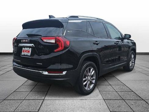 Used 2023 GMC Terrain SLT AWD/4WD image 5