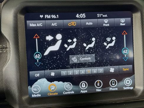 Used 2023 Jeep Wrangler Unlimited Sahara w/ Cold Weather Group image 37