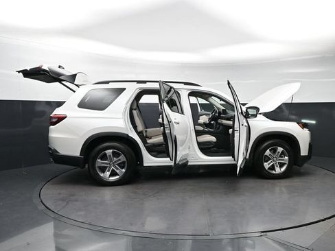 Certified 2026 Honda Pilot EX-L image 32