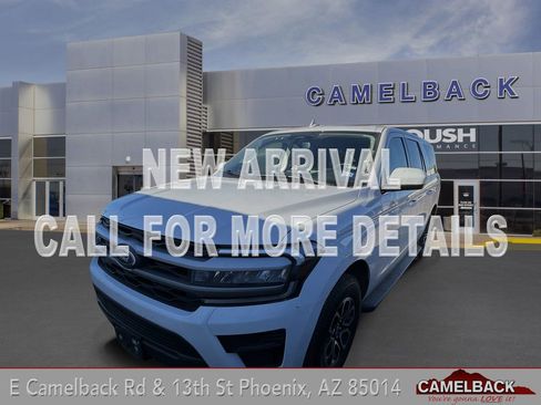 Used 2024 Ford Expedition Max XLT image 1