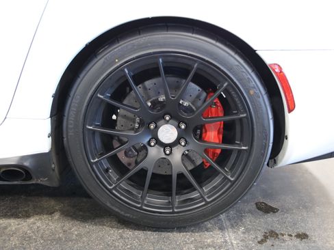 Used 2017 Dodge Viper ACR w/ Extreme Aero Package RWD image 13