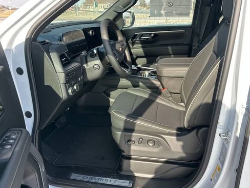 New 2026 Chevrolet Suburban Premier w/ Sun And Tow Package image 10