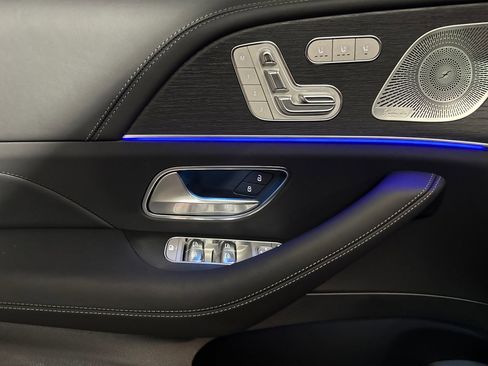 New 2026 Mercedes-Benz GLE 63 AMG S image 12