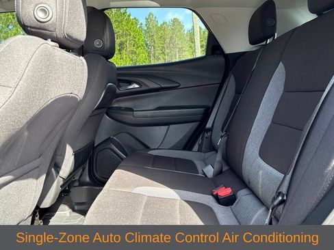 Used 2023 Chevrolet TrailBlazer LT w/ Convenience Package FWD image 15