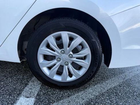 Used 2018 Hyundai Accent SE image 14