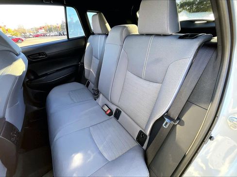 Used 2026 Toyota Corolla Cross SE image 20