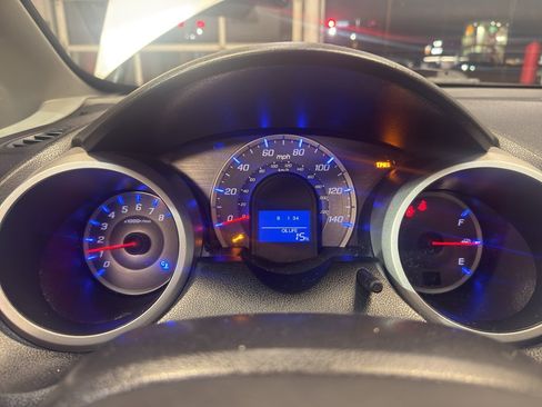 Used 2010 Honda Fit Sport image 17