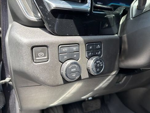 Used 2023 Chevrolet Silverado 1500 RST w/ Convenience Package II AWD/4WD image 16
