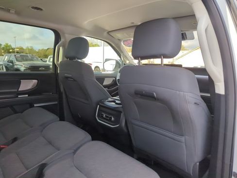 Used 2025 Ford Expedition Active RWD image 24
