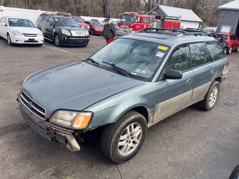 Used 2001 Subaru Outback Limited image 2