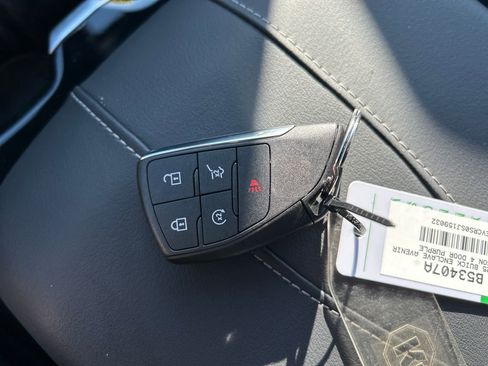 Used 2025 Buick Enclave Avenir w/ Super Cruise Package AWD/4WD image 22