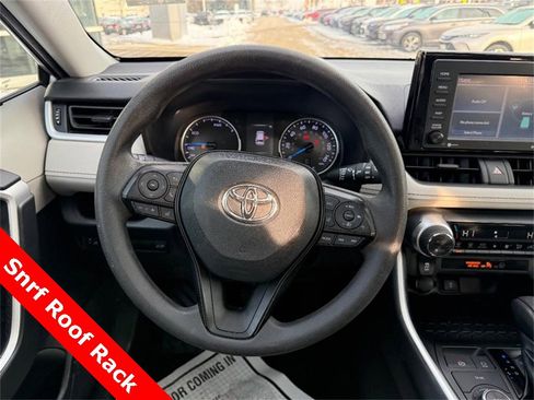 Used 2020 Toyota RAV4 XLE image 14