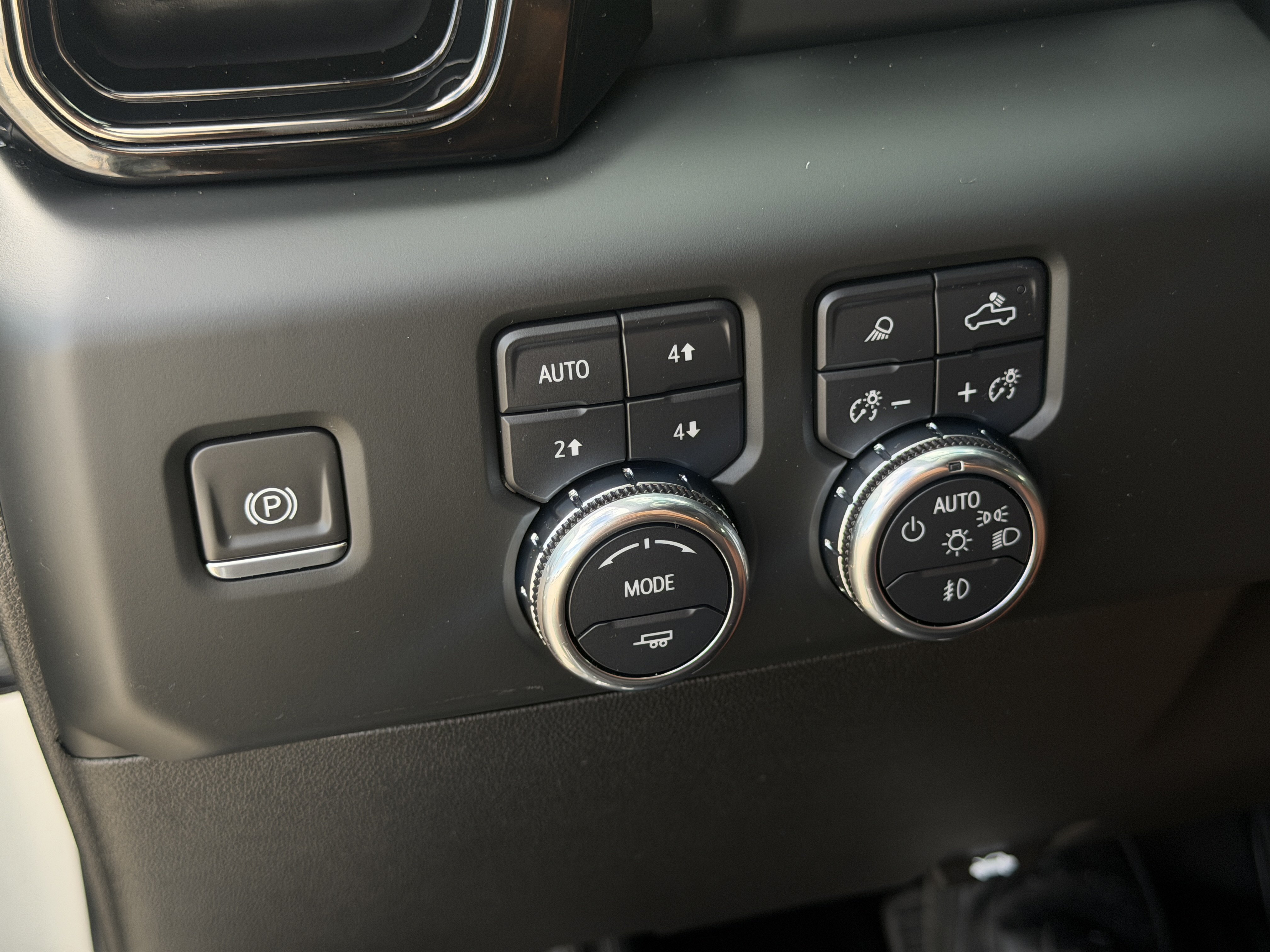 Certified 2023 GMC Sierra 1500 AT4 w/ AT4 Premium Package AWD/4WD image 28