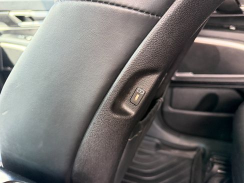 Used 2024 Kia Telluride S w/ S Sunroof Package FWD image 20