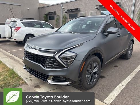 Used 2023 Kia Sportage SX Prestige image 3