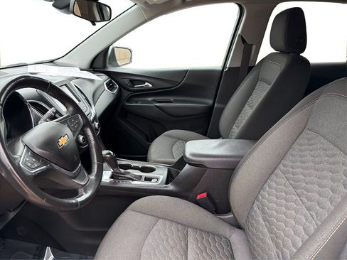Used 2018 Chevrolet Equinox LT FWD image 10