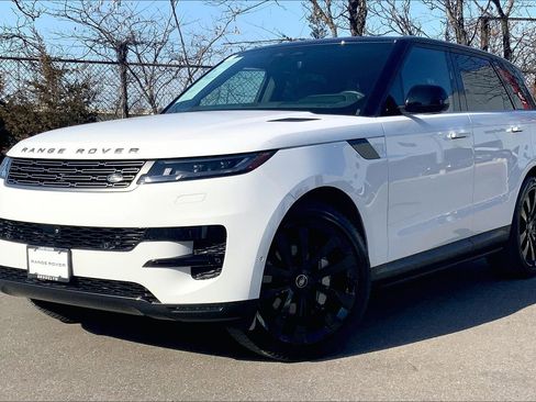 Used 2024 Land Rover Range Rover Sport SE AWD/4WD image 1