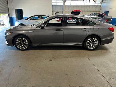 Used 2022 Honda Accord EX-L image 6