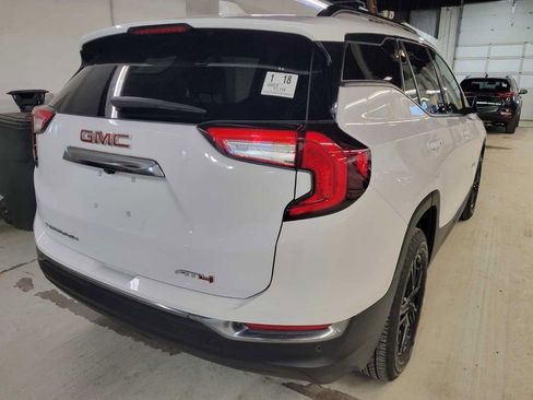 Used 2022 GMC Terrain AT4 w/ Infotainment Package II image 5