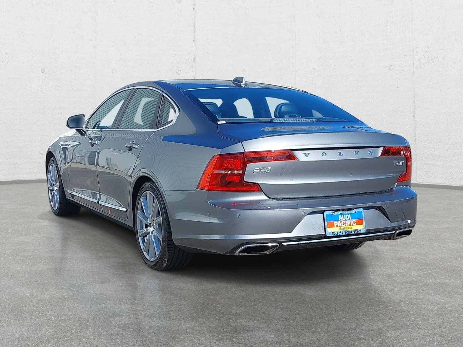 Used 2017 Volvo S90 T6 Inscription w/ Vision Package AWD/4WD image 7