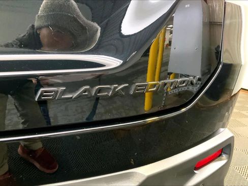 Used 2025 Honda Pilot Black Edition image 19