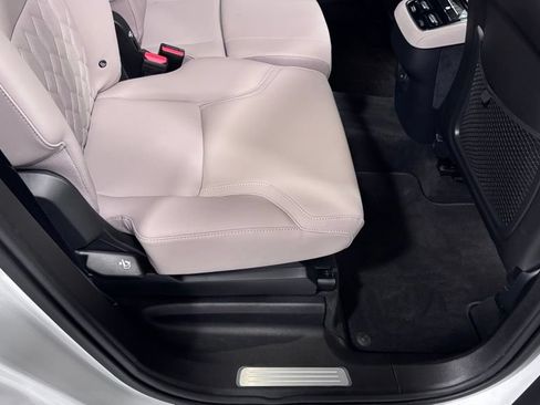 Certified 2026 Volvo XC90 B6 Plus AWD/4WD image 24