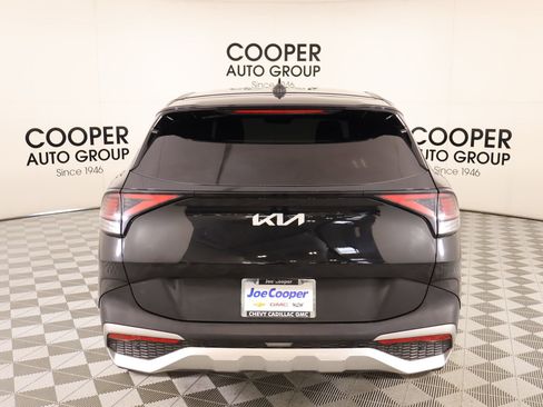 Used 2023 Kia Sportage LX image 20