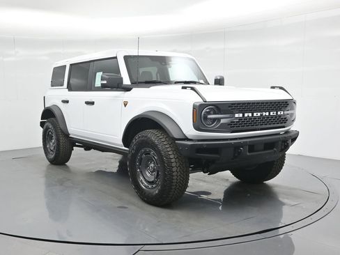 New 2025 Ford Bronco Badlands image 55