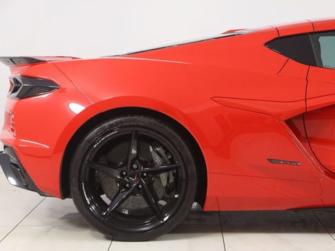 Used 2024 Chevrolet Corvette E-Ray w/ ZER Performance Package image 59