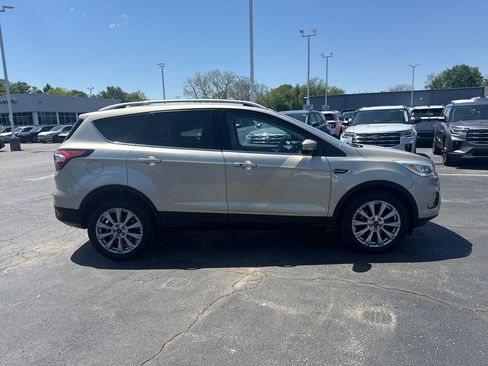 Used 2017 Ford Escape Titanium FWD image 6