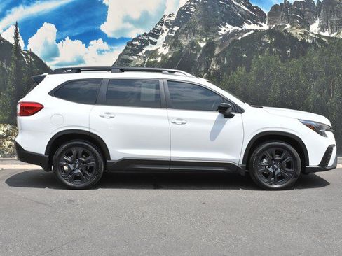 Used 2024 Subaru Ascent Onyx Edition Limited w/ Popular Package Onyx AWD/4WD image 2