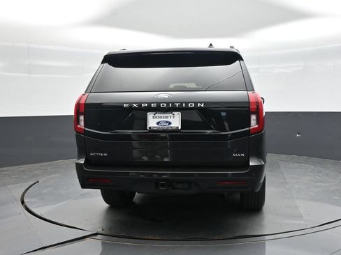 Used 2025 Ford Expedition Max Active RWD image 13