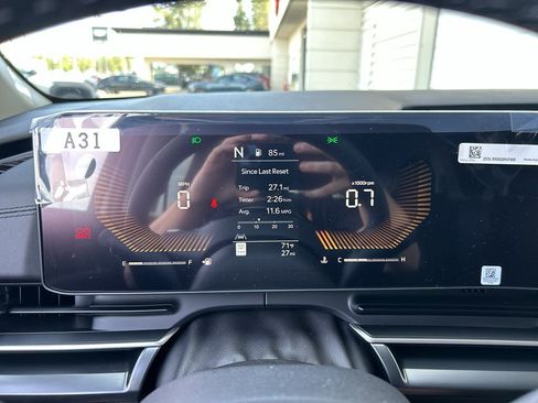 New 2026 Kia Carnival FWD image 24
