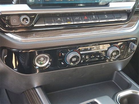 Used 2023 Chevrolet Silverado 1500 RST w/ Z71 Off-Road Package image 12