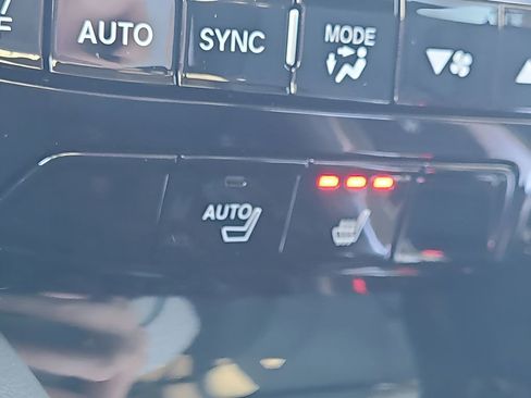 New 2026 Acura MDX SH-AWD image 32