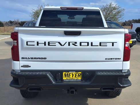New 2026 Chevrolet Silverado 1500 Custom Trail Boss w/ Dark Appearance Package AWD/4WD image 7