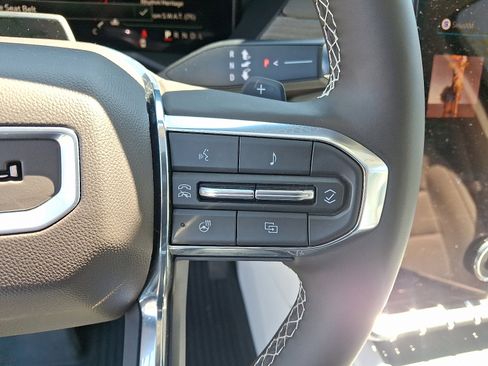 Used 2025 GMC Acadia Denali w/ Super Cruise Package AWD/4WD image 22