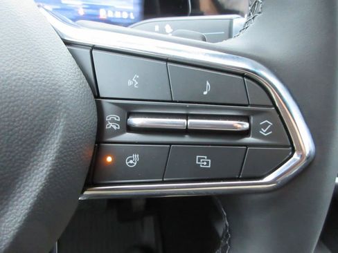 New 2026 Chevrolet Equinox LT FWD image 25