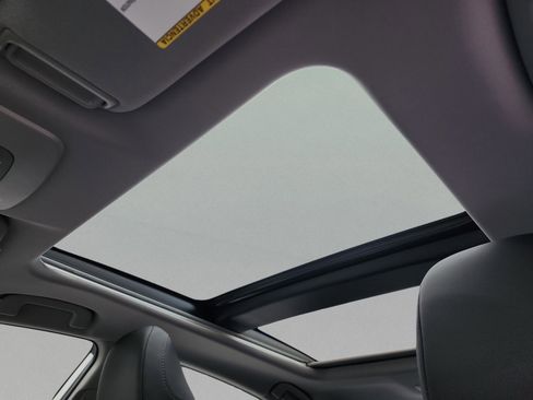 Used 2024 Toyota Camry XLE image 34