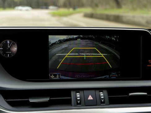 Used 2019 Lexus ES 350 w/ Premium Package image 33