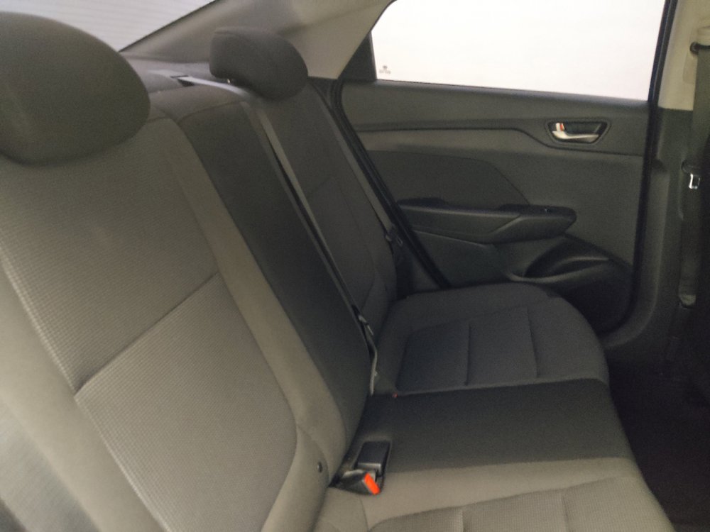 Used 2020 Hyundai Accent SEL FWD image 19