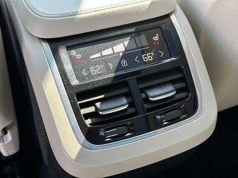 Certified 2023 Volvo XC90 B5 Plus w/ Protection Package Premier AWD/4WD image 15