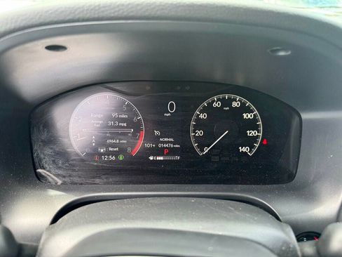 Used 2025 Honda HR-V Sport image 4