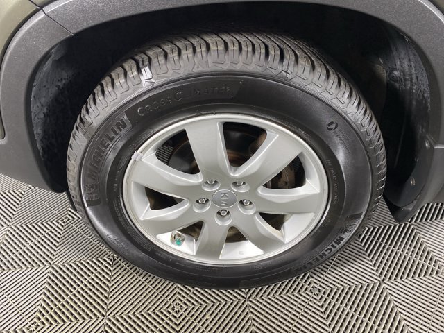 Used 2013 Kia Sorento LX w/ Convenience Pkg FWD image 11