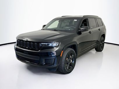 Used 2023 Jeep Grand Cherokee L Laredo