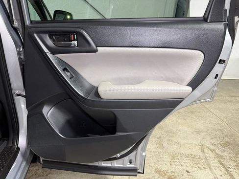 Used 2017 Subaru Forester 2.5i Limited image 32