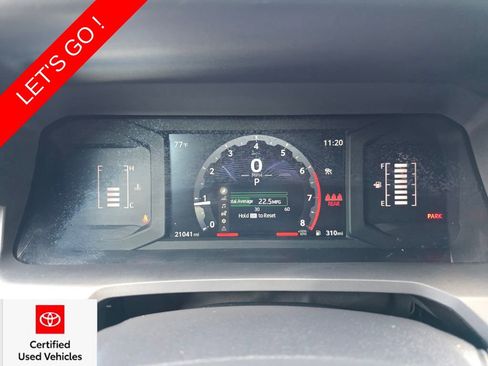 Certified 2025 Toyota Tacoma SR5 AWD/4WD image 31