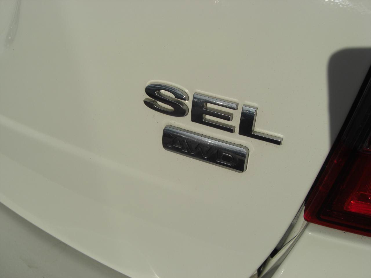 Used 2013 Ford Edge SEL AWD/4WD image 12