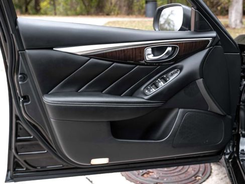 Used 2018 INFINITI Q50 Luxe w/ Essential Package (3.0T Luxe) image 42