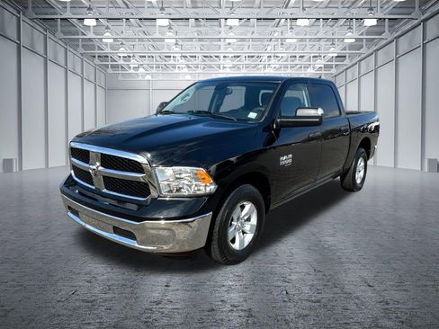Used 2023 RAM 1500 Classic SLT w/ Trailer & Traction Group AWD/4WD image 3